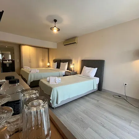 Farrys Boutique & Club - * Yalıkavak