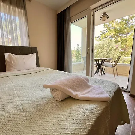 Farrys Boutique & Club - Yalıkavak