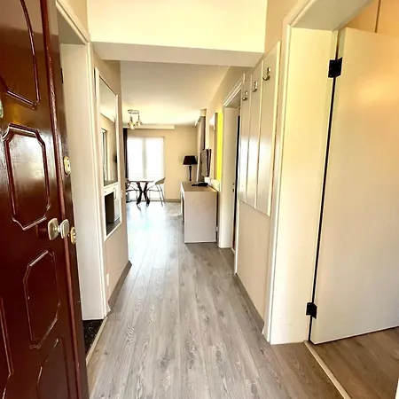 Hotel Farrys Boutique & Club - *