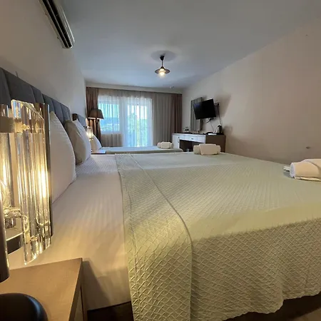 Farrys Boutique & Club - Yalıkavak