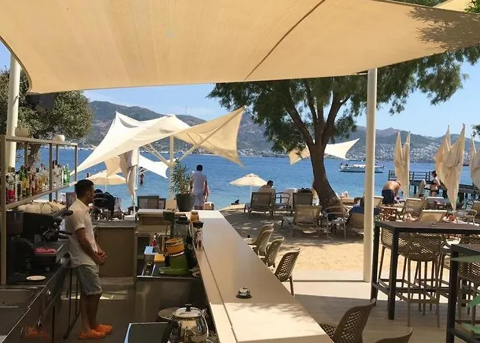 מלון Farrys Boutique & Club - יאליקאבאק