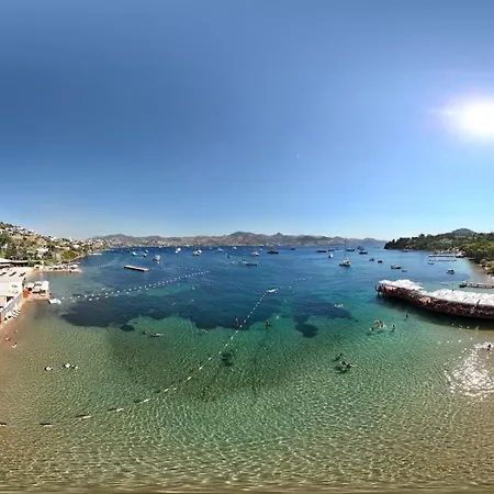 Farrys Boutique & Club - * Yalıkavak