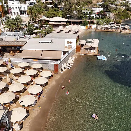 Farrys Boutique & Club - * Yalıkavak