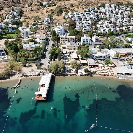 Otel Farrys Boutique & Club - *