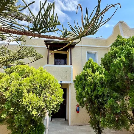 Hotel Farrys Boutique & Club -