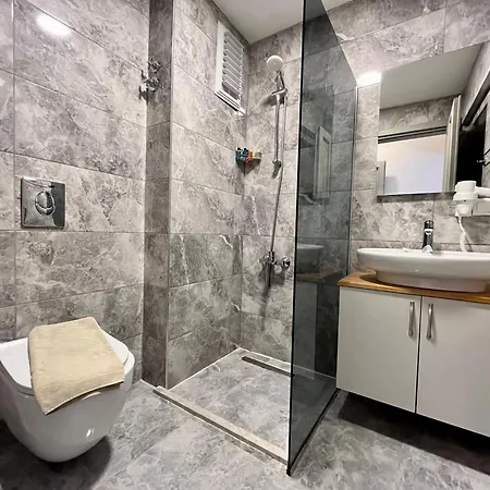 Farrys Boutique & Club - * Yalikavak