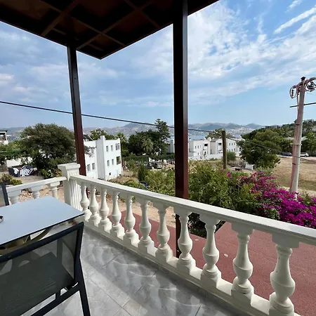 Hotel Farrys Boutique & Club - *