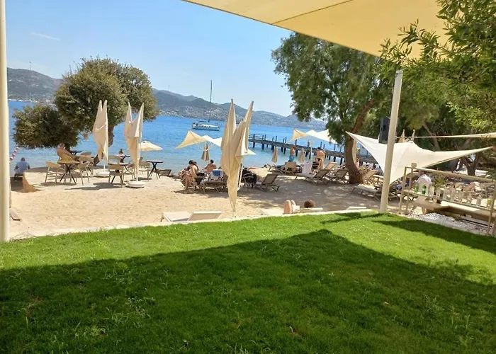 Hotel Farrys Boutique & Club -