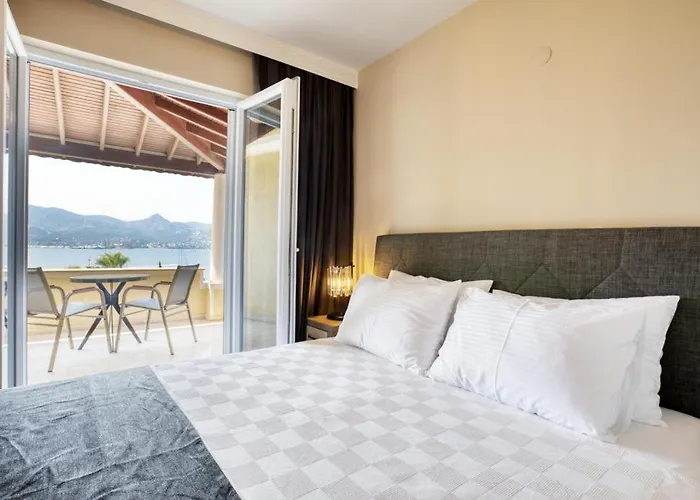 Farrys Boutique & Club -