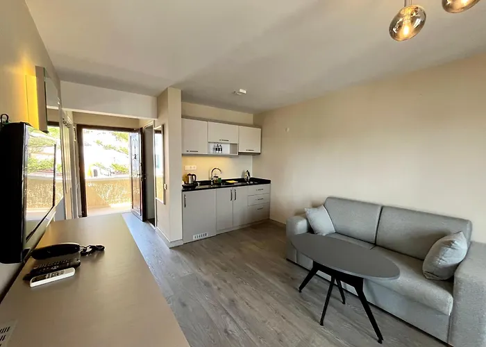 Hotel Farrys Boutique & Club -