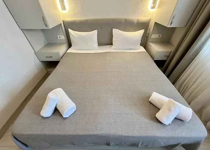 Farrys Boutique & Club - Yalıkavak