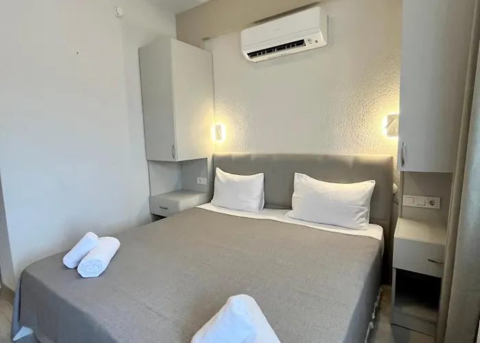 Farrys Boutique & Club - Hotel