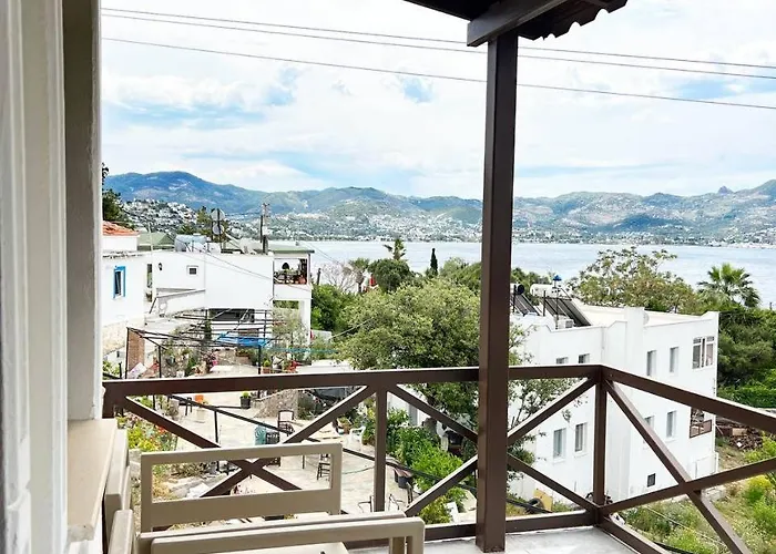 Farrys Boutique & Club - Hotel *